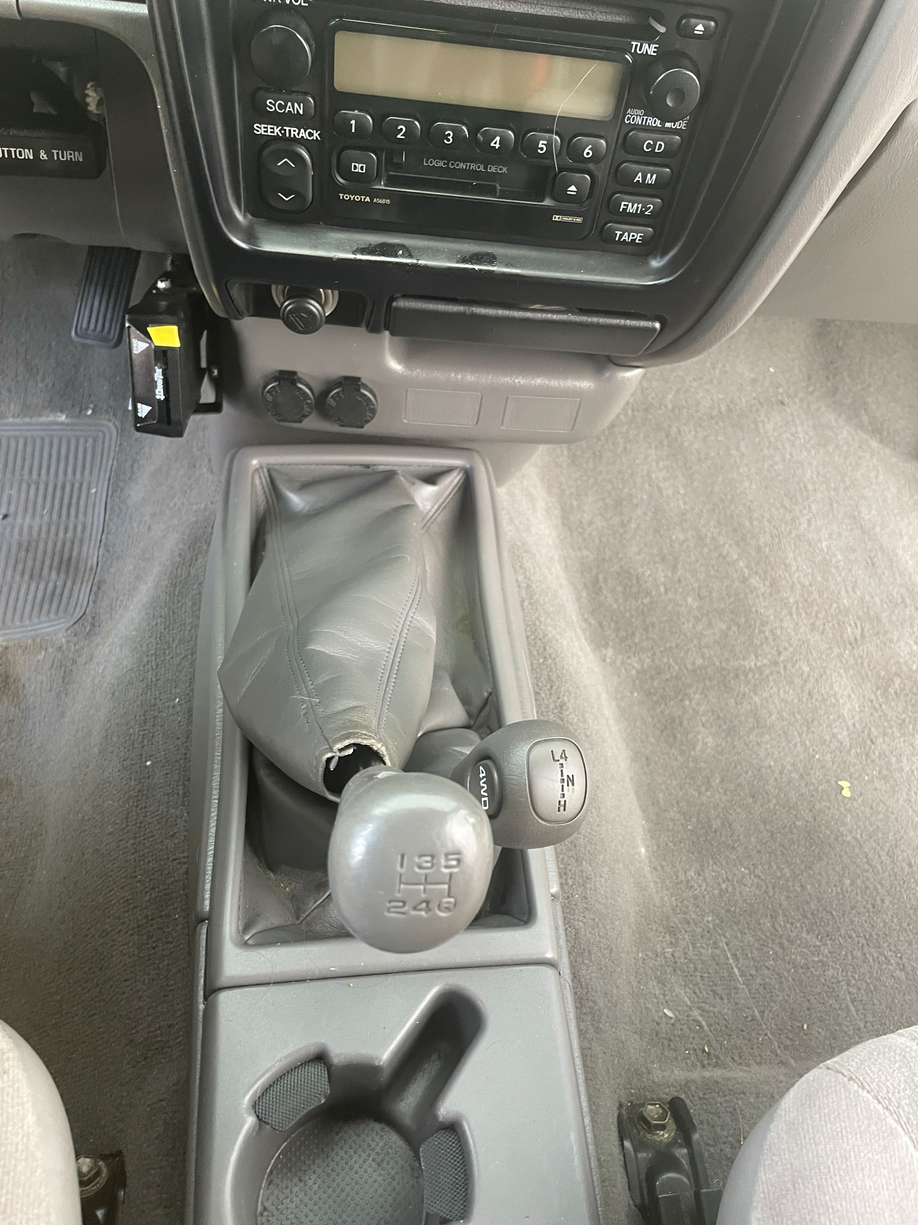 Used 2004 Toyota Tacoma 4x4 Xtracab V6 image 20