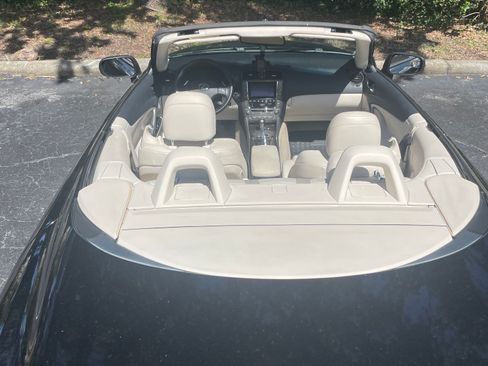 Used 2010 Lexus IS 250C image 11