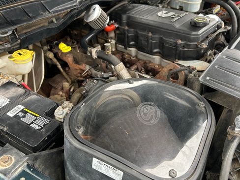 Used 2011 RAM 2500 Laramie w/ Cold Weather Group image 27