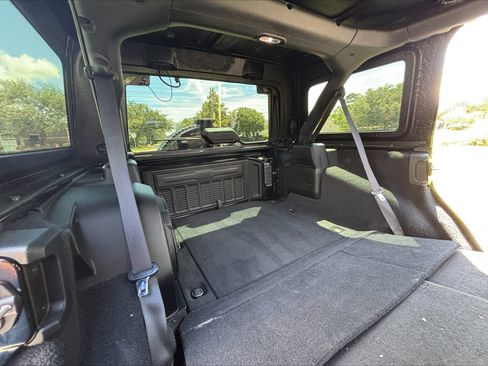 Used 2020 Jeep Wrangler Unlimited Sahara AWD/4WD image 11