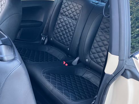 Used 2019 Volkswagen Beetle 2.0T Final Edition SEL FWD image 12