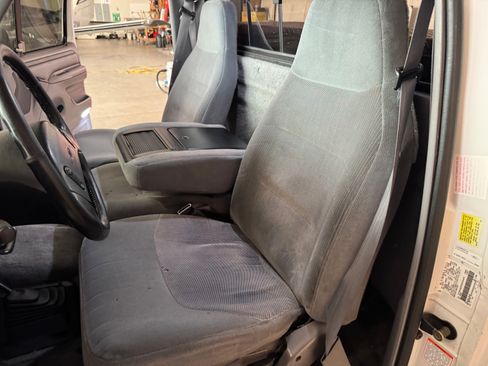 Used 1996 Ford F350 4x4 Regular Cab image 14