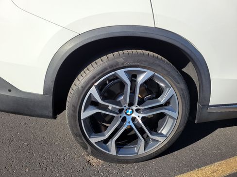 Used 2019 BMW X5 xDrive40i w/ Convenience Package image 12