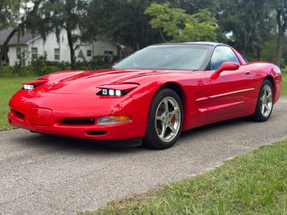 Used 2001 Chevrolet Corvette Coupe w/ Preferred Equipment Group2