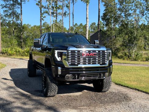 Used 2024 GMC Sierra 2500 Denali w/ Denali Reserve Package image 5