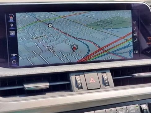 Used 2019 Lexus ES 350 w/ Premium Package image 17