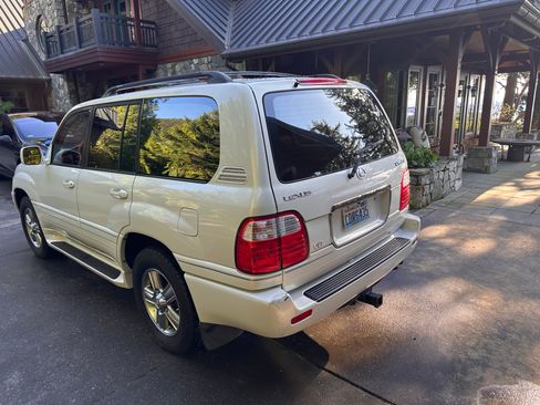 Used 2000 Lexus LX 470 4WD image 15