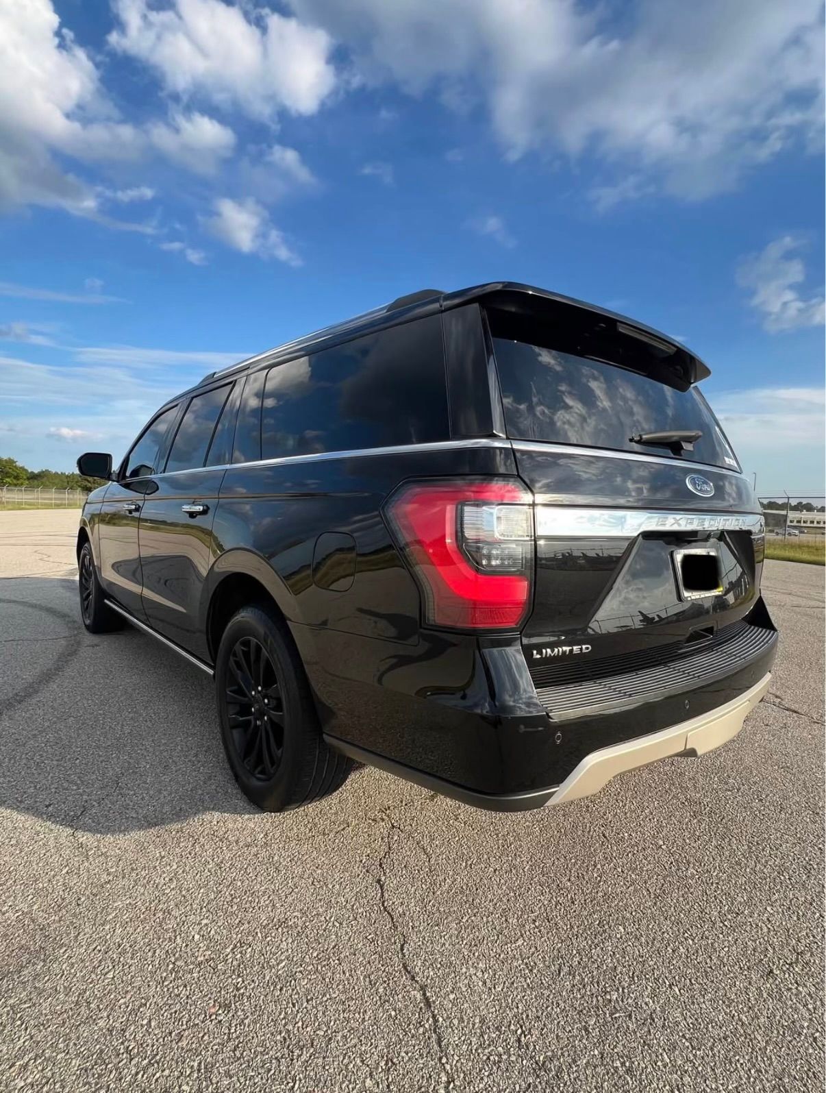 Used 2021 Ford Expedition Max Limited RWD image 8