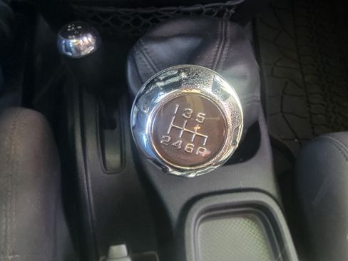 Used 2011 Jeep Wrangler Sport w/ Connectivity Group image 9