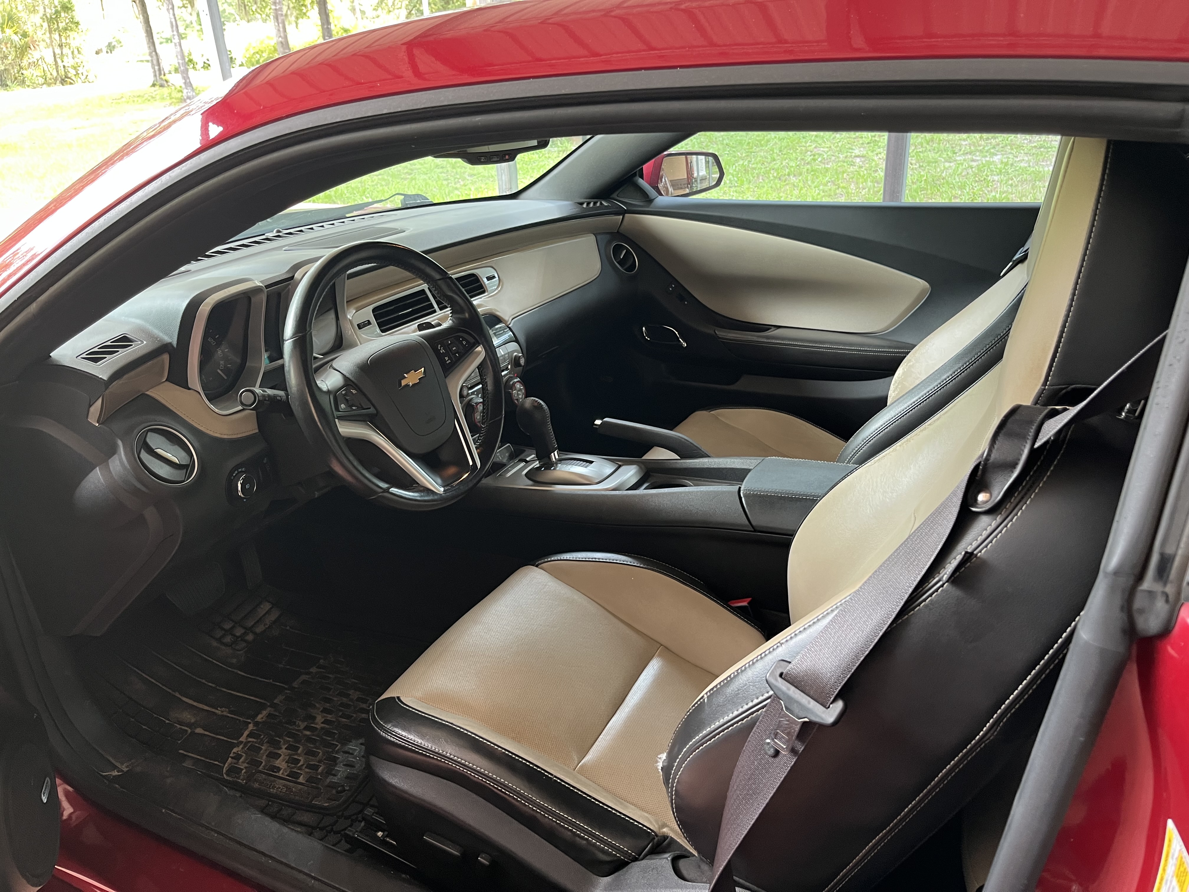 Used 2012 Chevrolet Camaro LT RWD image 1