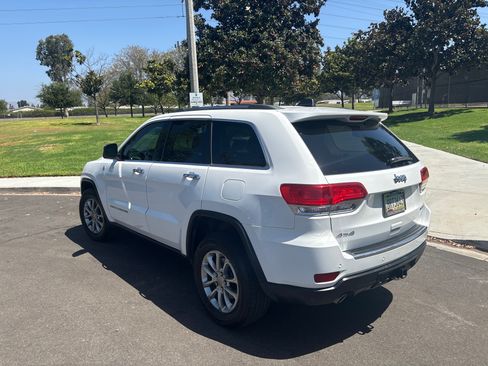 Used 2014 Jeep Grand Cherokee Limited w/ Luxury Group II AWD/4WD image 4