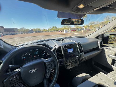 Used 2018 Ford F150 XLT image 18