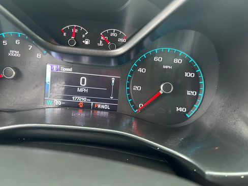 Used 2017 Chevrolet Colorado Z71 image 9