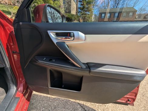 Used 2013 Lexus CT 200h 200h Hatchback 4D w/ Premium Pkg w/Navigation image 20