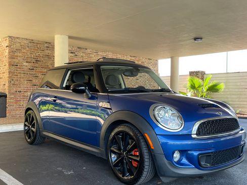 Used 2013 MINI Cooper S FWD image 5
