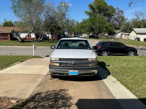 Used 2001 Chevrolet Silverado 1500 2WD Regular Cab image 4