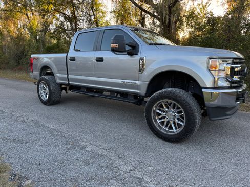 Used 2020 Ford F250 XL w/ STX Appearance Package image 5
