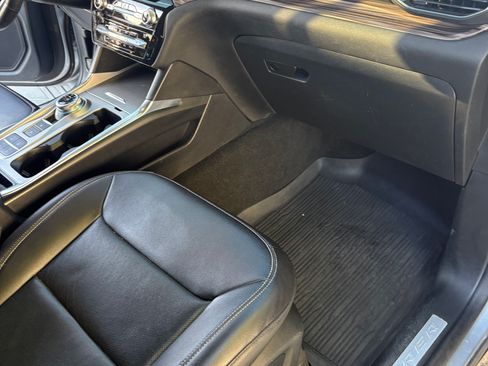 Used 2021 Ford Explorer Limited w/ Equipment Group 301A image 1