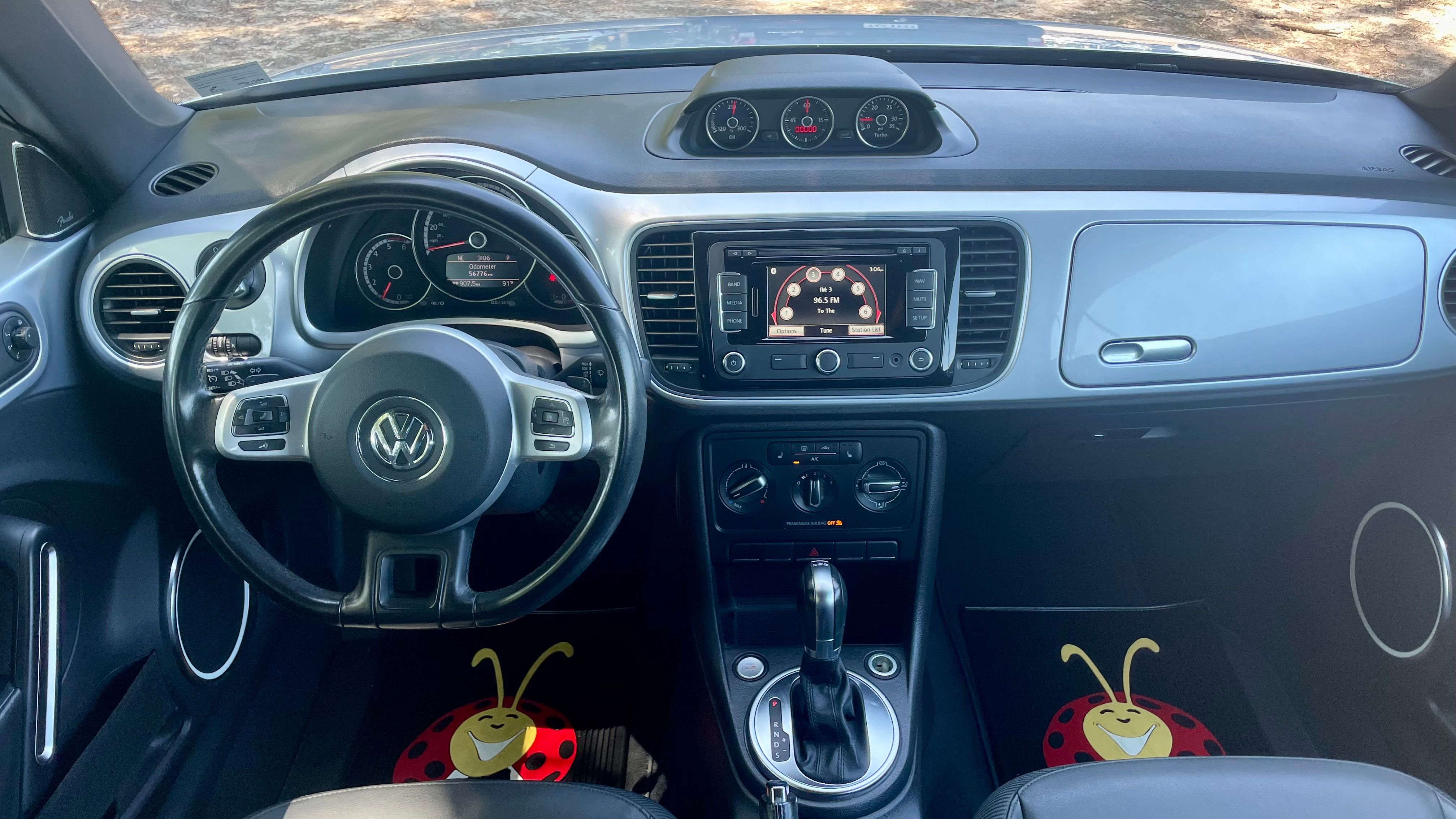 Used 2013 Volkswagen Beetle TDI FWD image 10