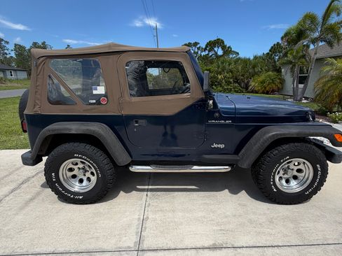 Used 2000 Jeep Wrangler SE AWD/4WD image 5