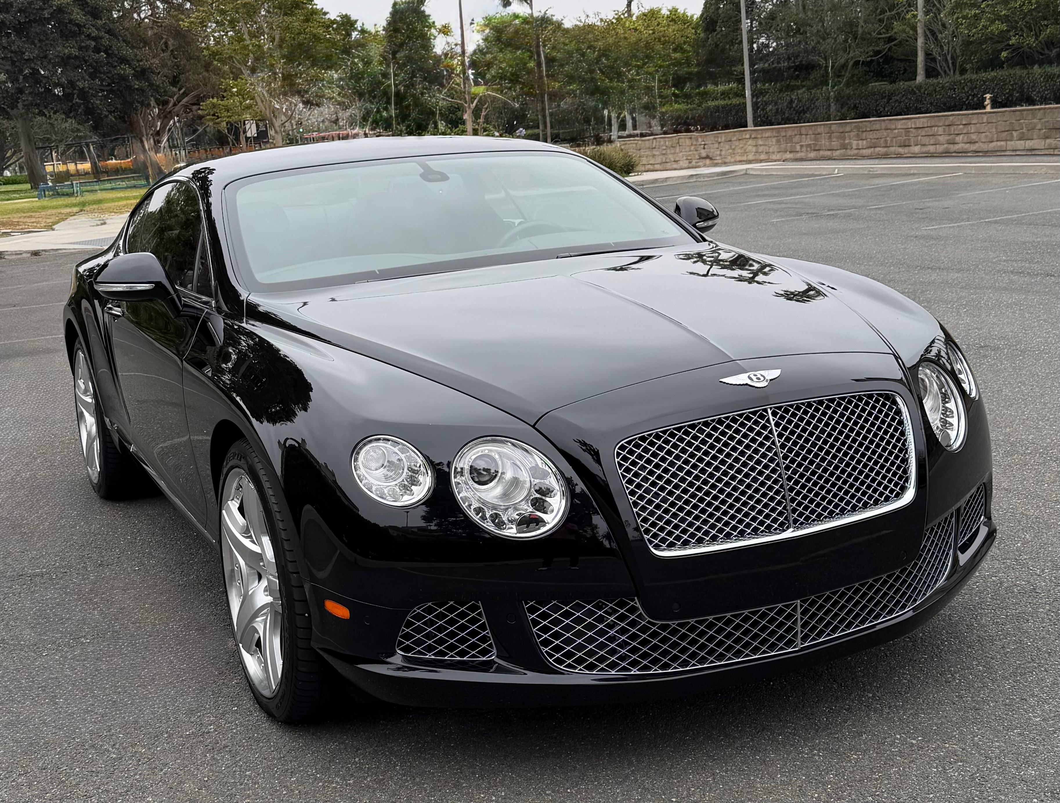Used 2012 Bentley Continental GT AWD/4WD image 9