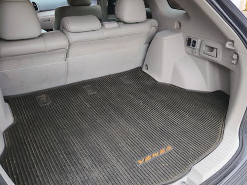 Used 2009 Toyota Venza AWD image 21