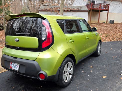 Used 2015 Kia Soul EV image 4