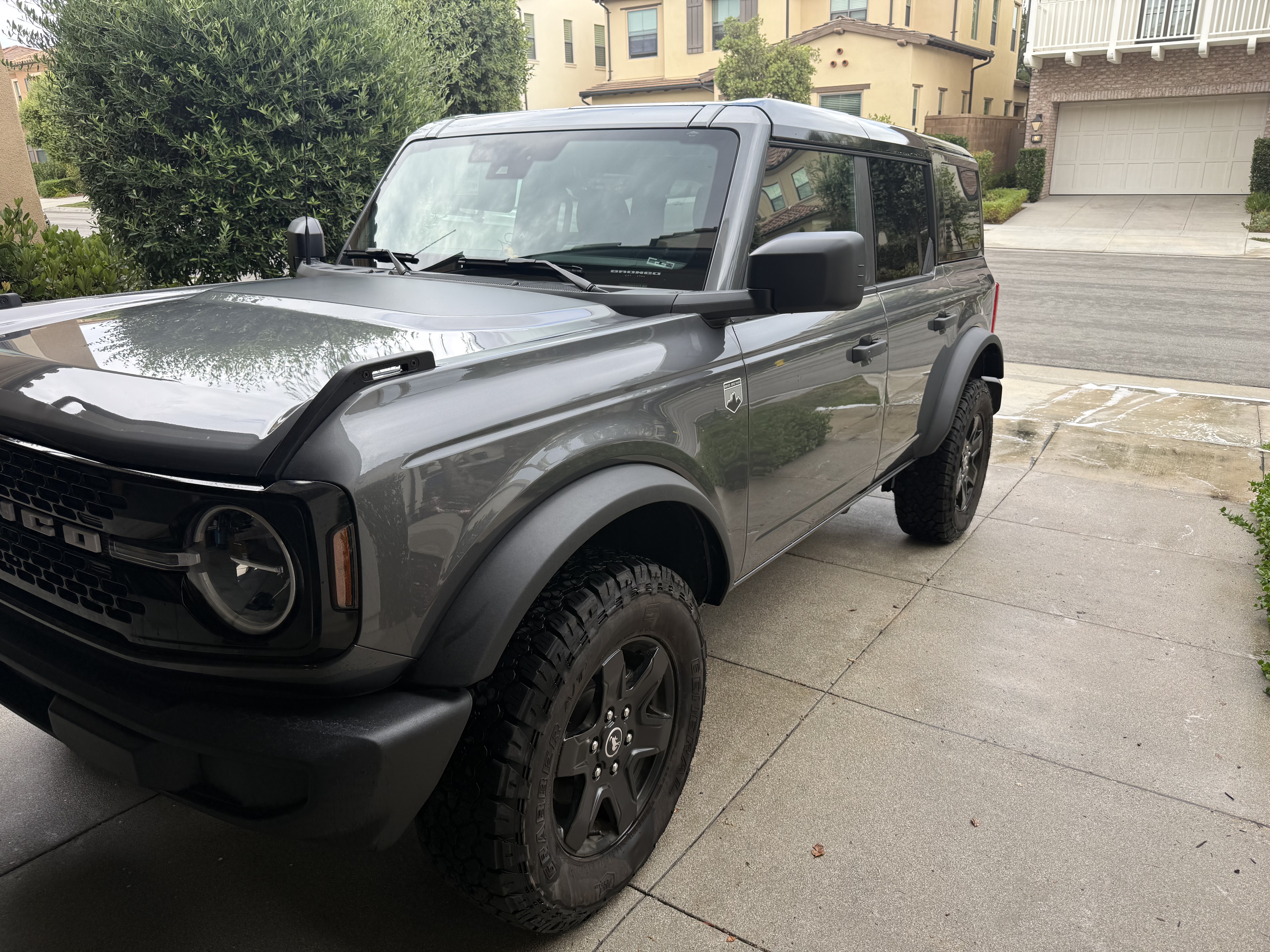 Used 2025 Ford Bronco Big Bend AWD/4WD image 1