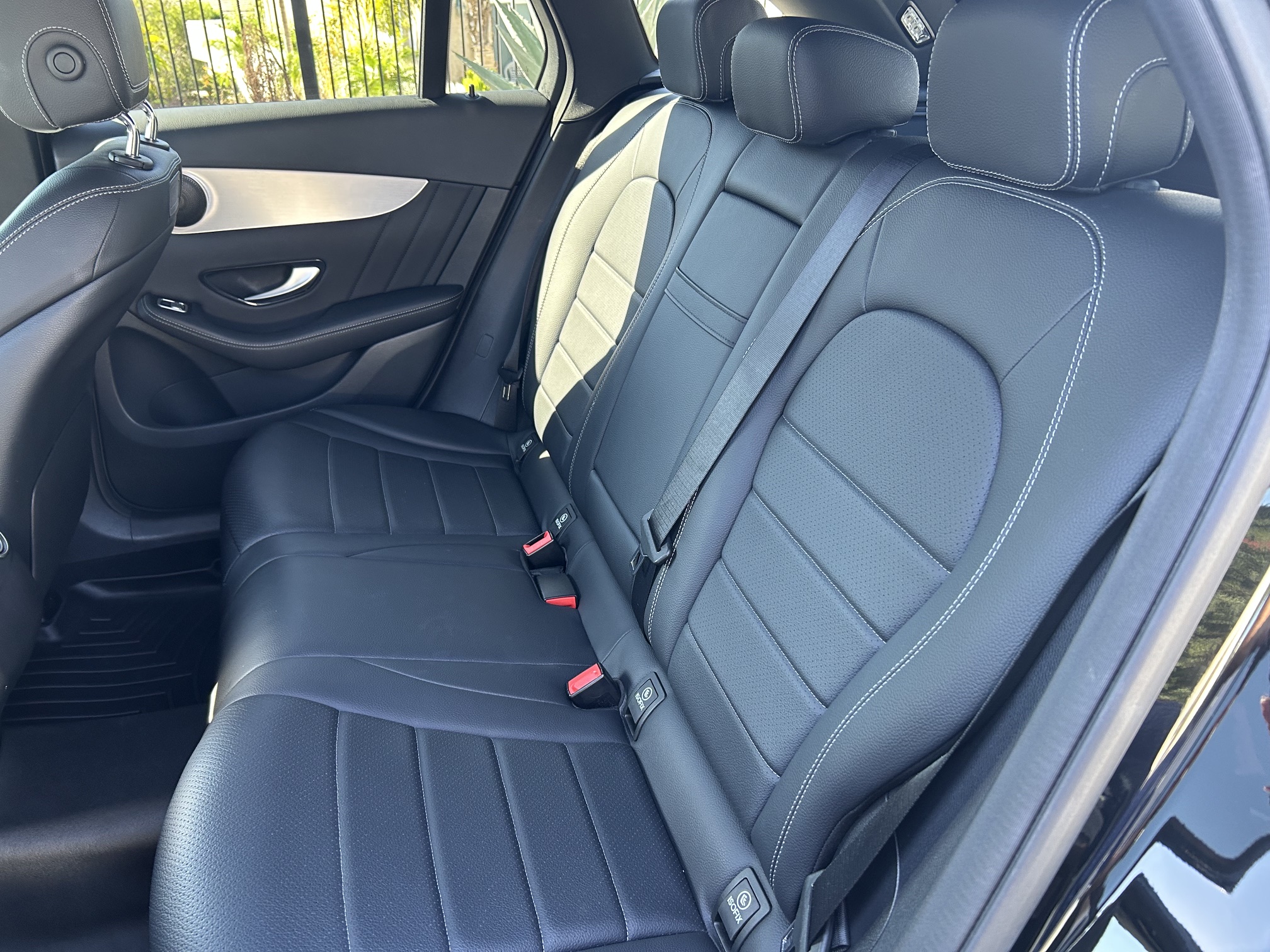 Used 2019 Mercedes-Benz GLC 300 image 10