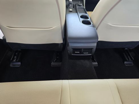 Used 2016 Lexus IS 300 AWD w/ Premium Package image 21