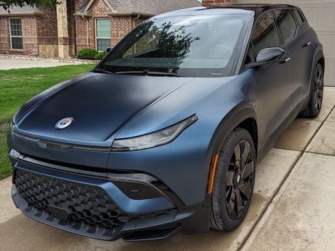 Used 2023 Fisker Ocean Extreme image 1