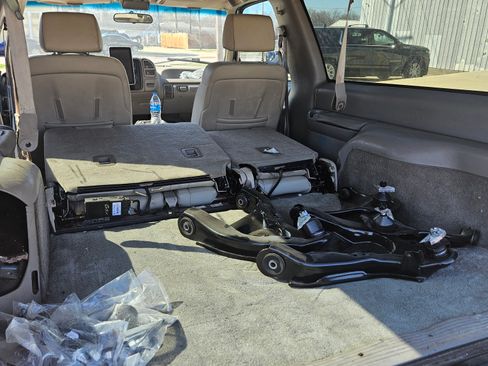 Used 1995 GMC Yukon 4WD 2-Door image 10