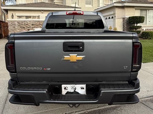 Used 2020 Chevrolet Colorado LT image 8