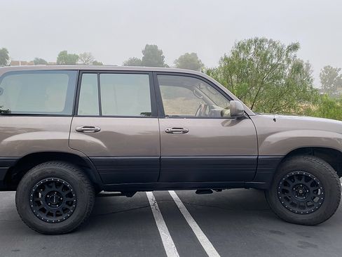 Used 2000 Lexus LX 470 4WD image 5