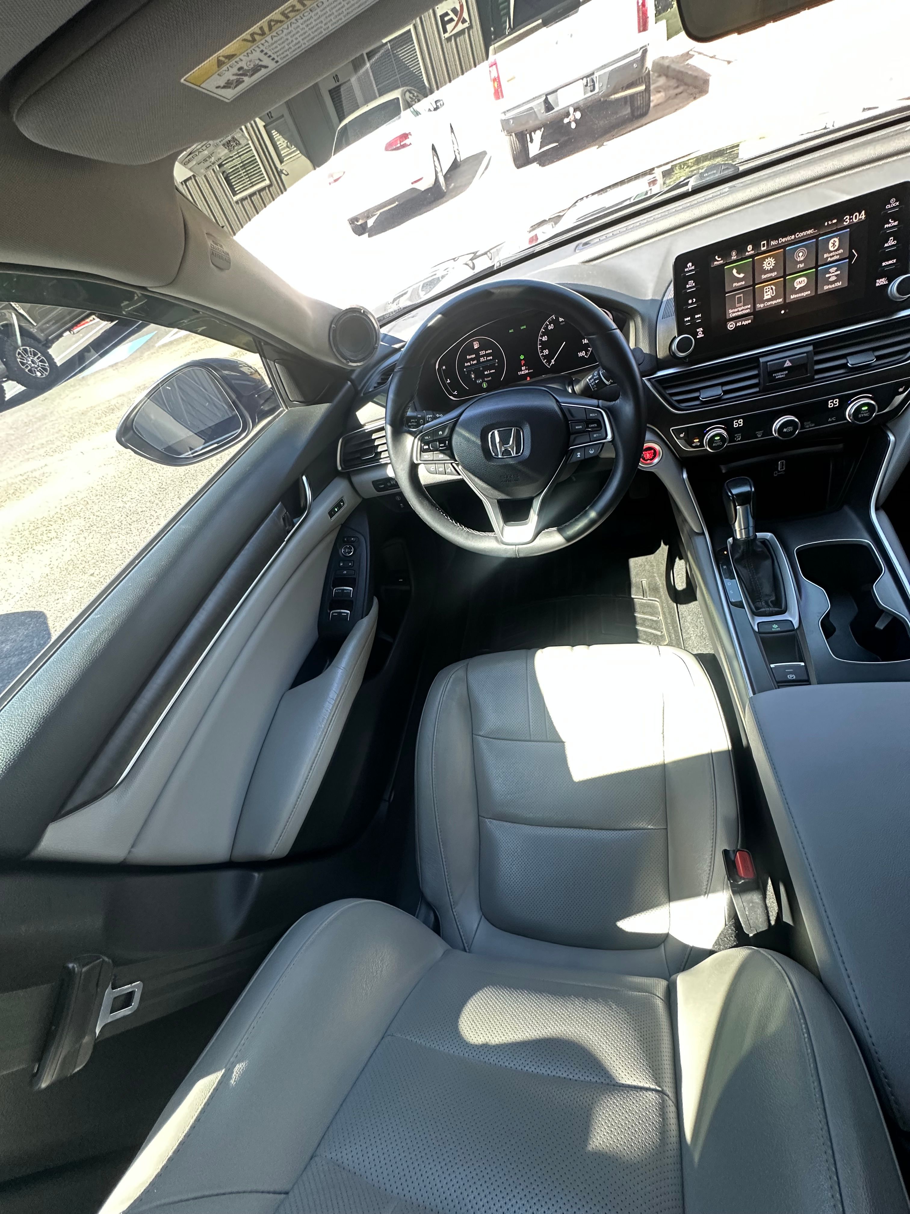 Used 2018 Honda Accord EX-L image 11