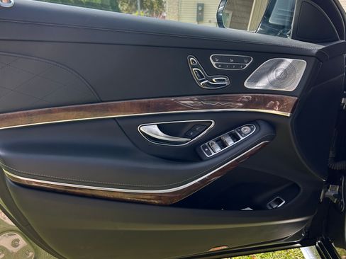 Used 2016 Mercedes-Benz S 63 AMG 4MATIC Sedan image 20