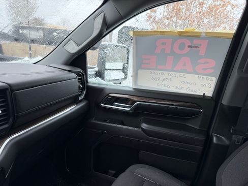 Used 2024 Chevrolet Silverado 2500 LT w/ All Star Edition image 17