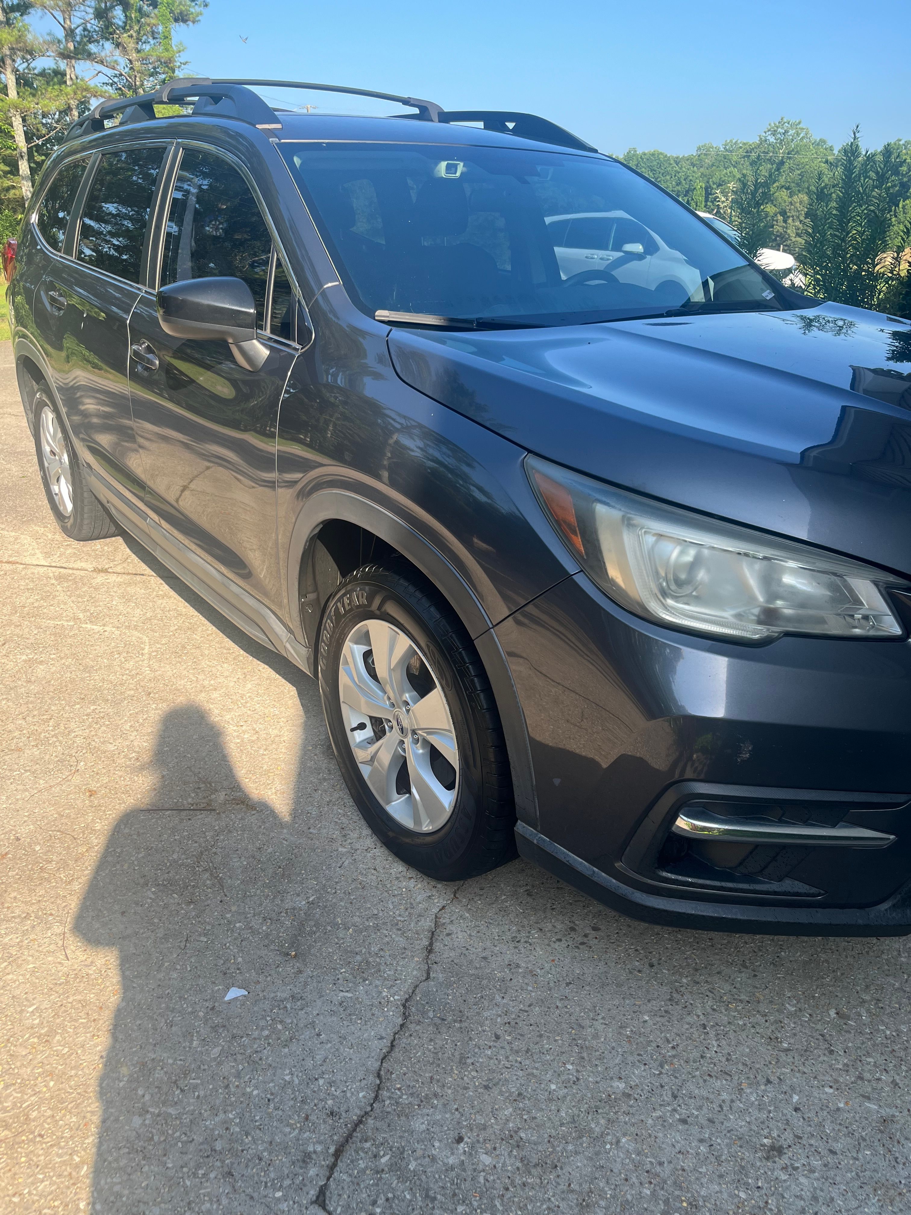 Used 2019 Subaru Ascent 8-Passenger AWD/4WD image 1