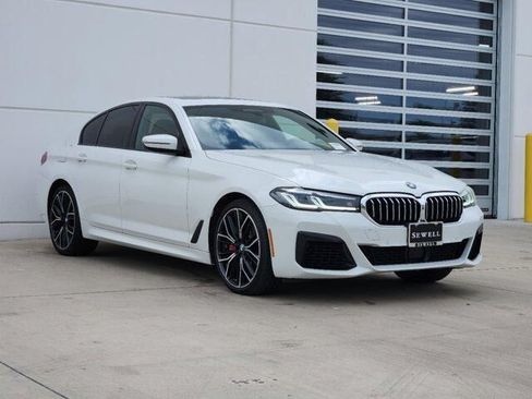 Used 2021 BMW 540i w/ Dynamic Handling Package image 1