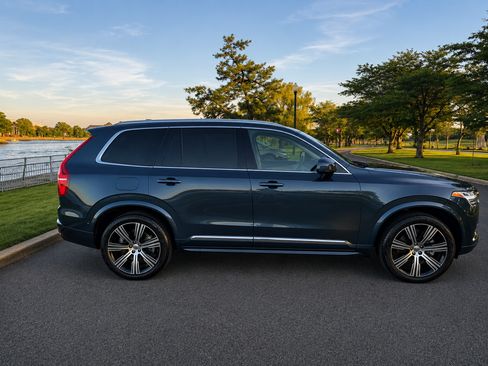 Used 2025 Volvo XC90 T8 Ultra w/ Protection Package Premier AWD/4WD image 5
