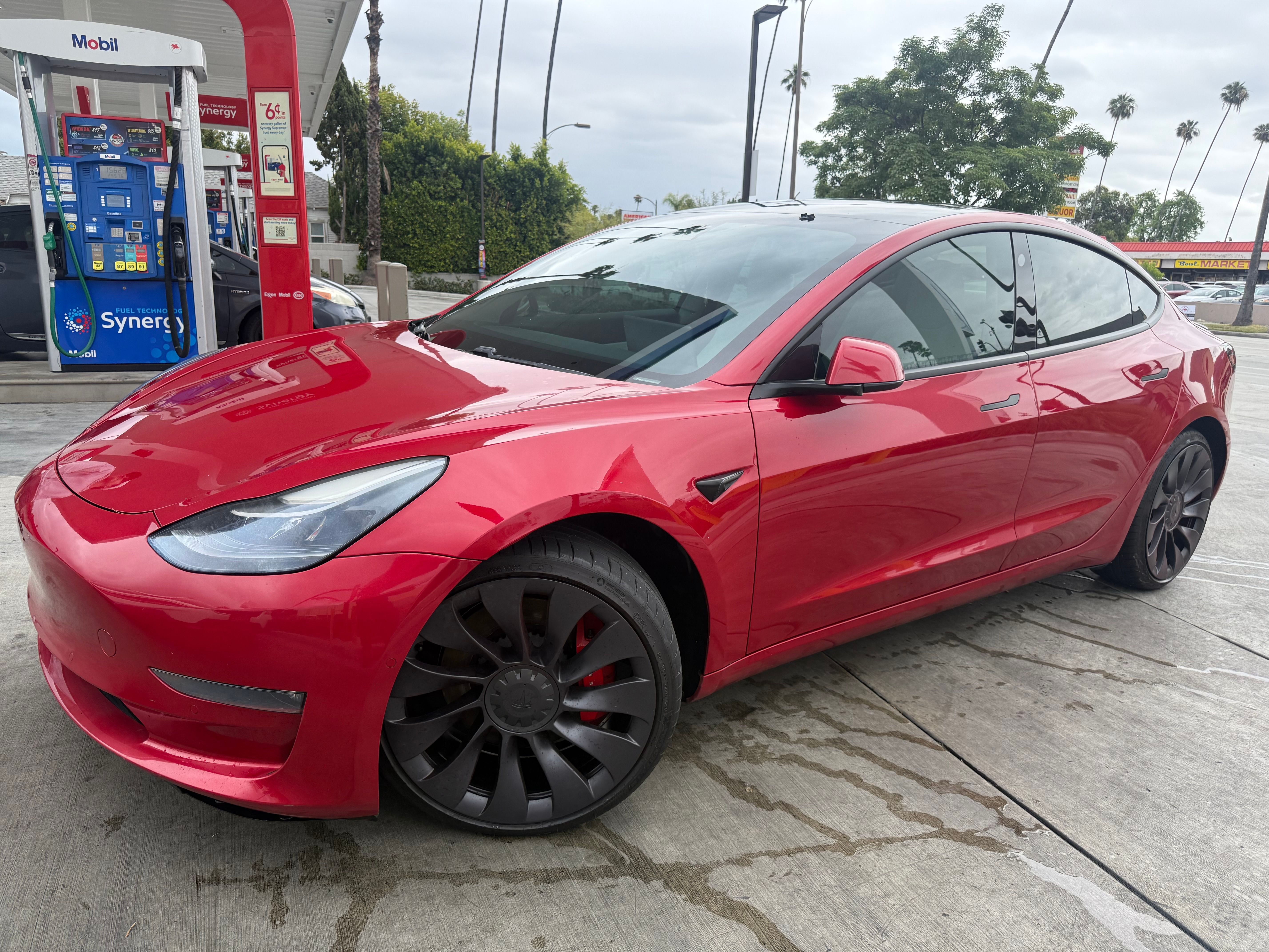 Used 2021 Tesla Model 3 Performance AWD/4WD image 4