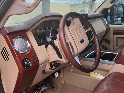 Used 2014 Ford F350 King Ranch image 6