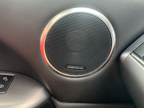 Used 2019 Land Rover Range Rover Sport HSE AWD/4WD image 9