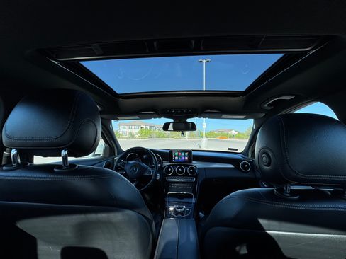 Used 2018 Mercedes-Benz C 300 Sedan image 15