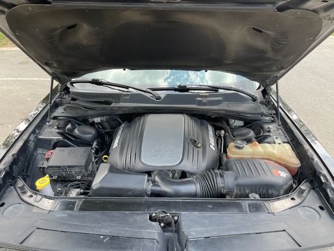 Used 2017 Dodge Challenger R/T RWD image 18