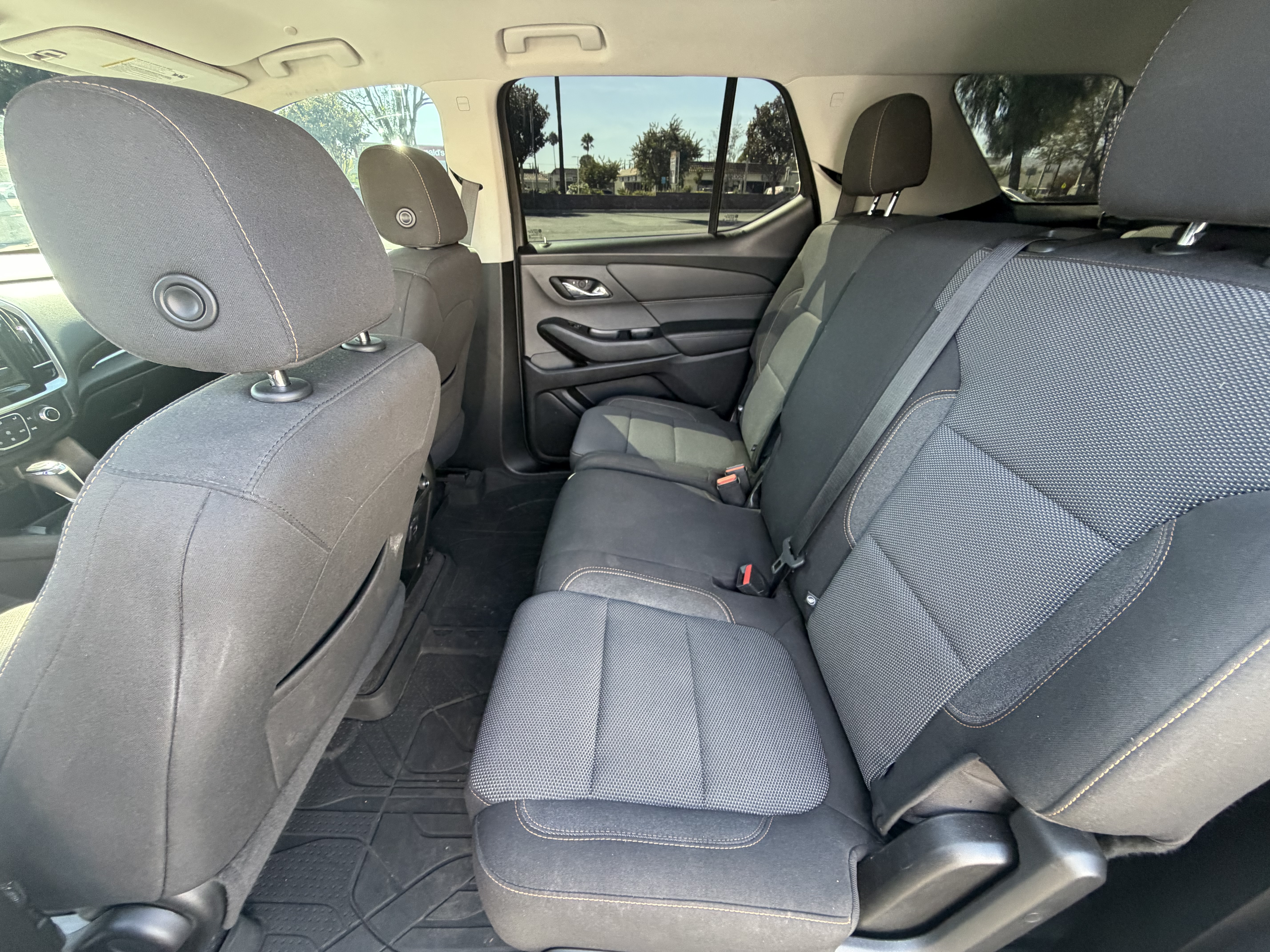 Used 2020 Chevrolet Traverse LS w/ LPO, Cargo Package FWD image 14