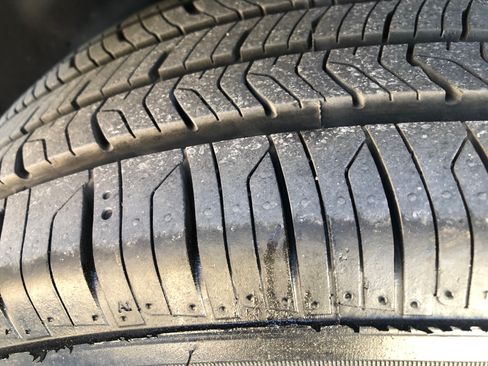 Used 2019 Jeep Cherokee Latitude Plus w/ Cold Weather Group image 11