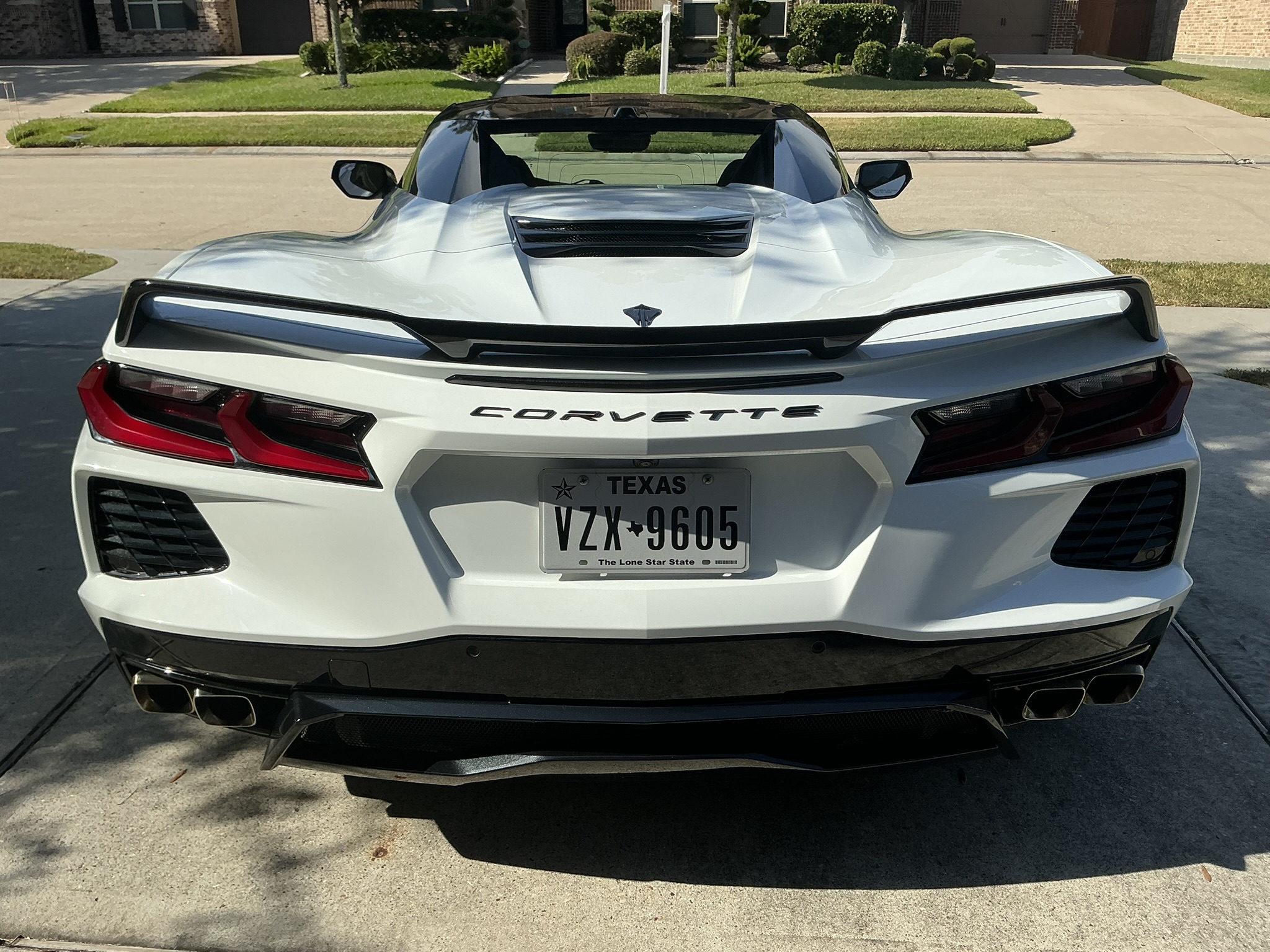 Used 2024 Chevrolet Corvette Stingray Convertible w/ Z51 Performance Package RWD image 19
