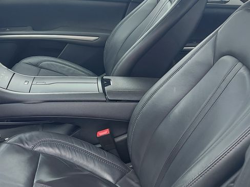 Used 2014 Lincoln MKZ Hybrid w/ Equipment Group 201A Select image 12