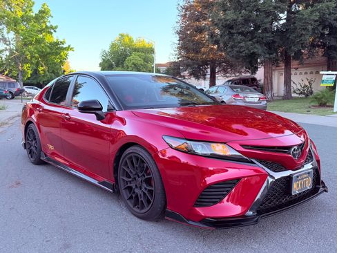 Used 2020 Toyota Camry TRD FWD image 11
